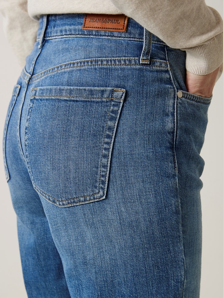 Petra mom jeans 7503978_I2M-JEANPAUL-A23-Modell-Front_5742_Petra mom jeans DAB_Petra mom jeans DAB 7505488.jpg_