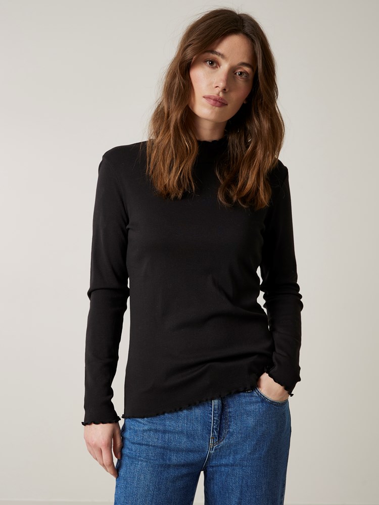 Arianne topp 7504339_C25-JEANPAUL-A23-Modell-Front_3818_Arianne topp C25_Arianne topp C25 7504339.jpg_Front||Front