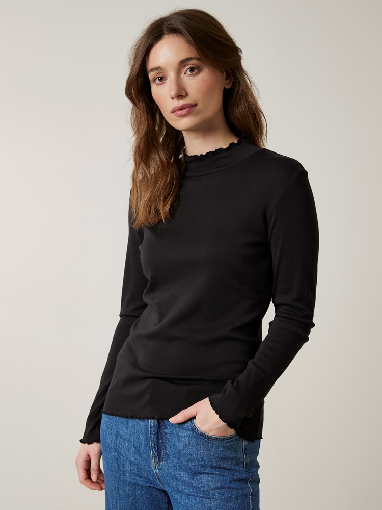 Arianne topp 7504339_C25-JEANPAUL-A23-Modell-Front_7561_Arianne topp C25_Arianne topp C25 7504339.jpg_Front||Front