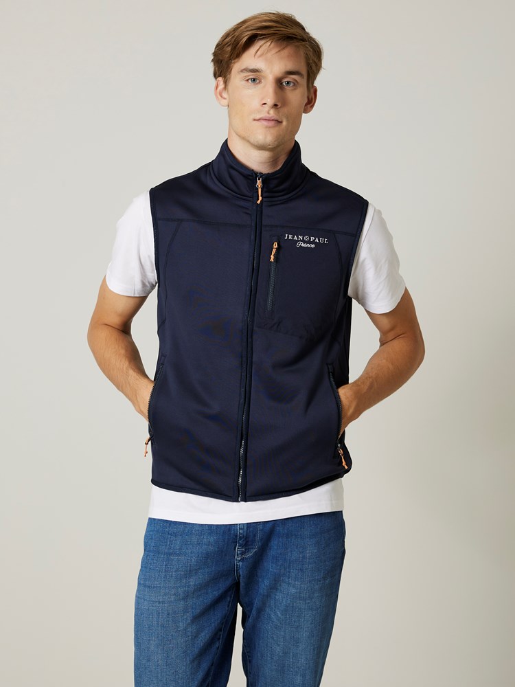 Patrick fleecevest 7506190_EM6-JEANPAUL-S24-Modell-Front_713_Patrick fleecevest EM6 7506190.jpg_Front||Front