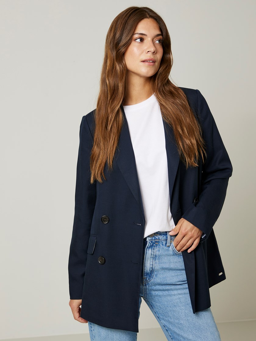 7506268 EM6 7506268_EM6-JEANPAUL-S24-Modell-Front_5633_Lola blazer EM6_Lola blazer EM6 7506268.jpg_Front||Front