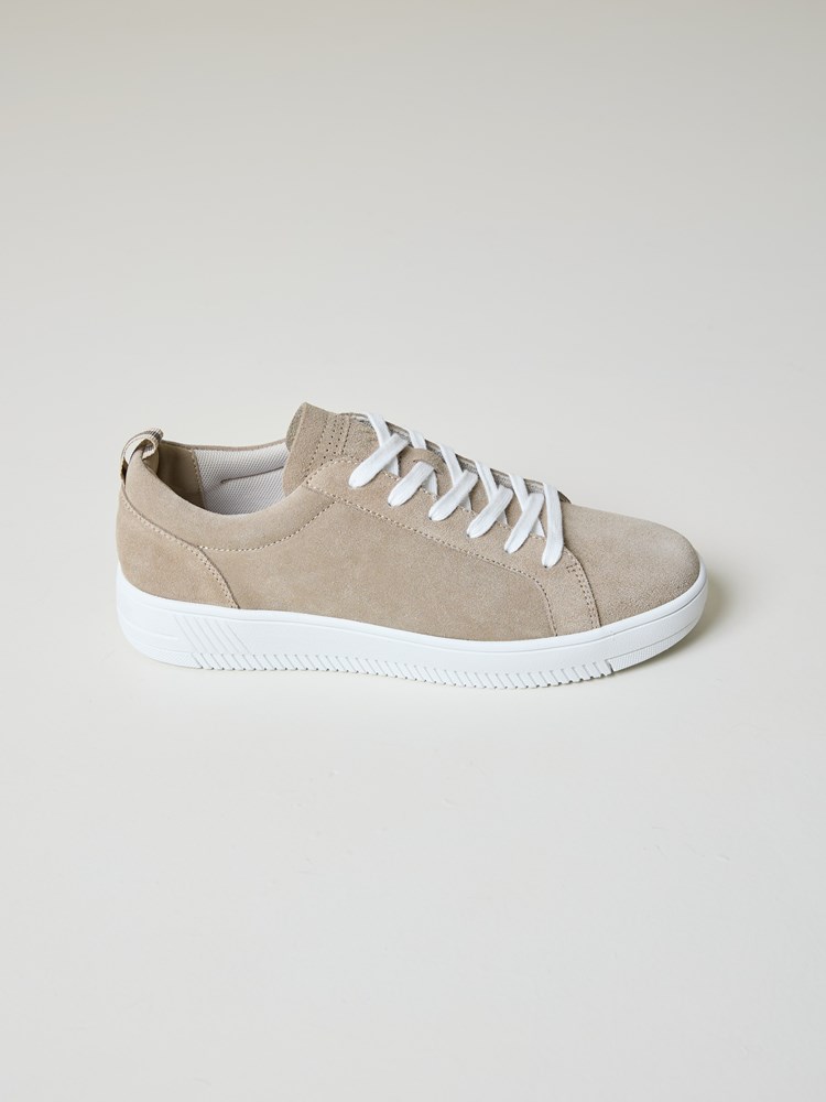 Orly Suede Sneaker notag3 16_Orly Suede Sneaker AMG 7252312.jpg_